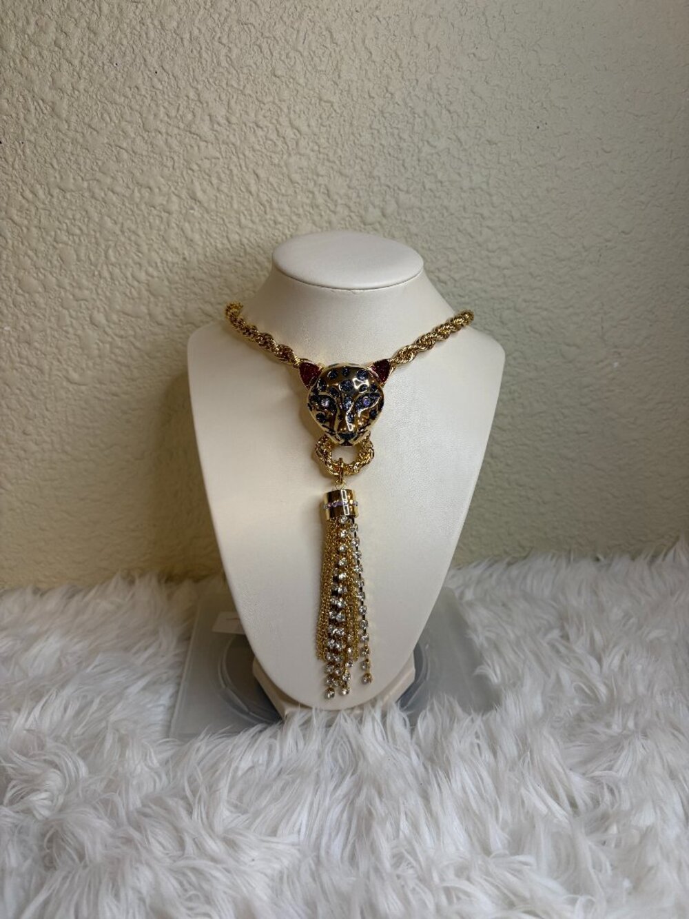 Betsey Johnson Leopard Cat Head Rhinestone Tassel Statement Necklace Gold NWT